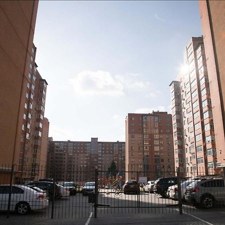 Просторная Однокомнатная Жк Счастливый Dnipro Exterior foto